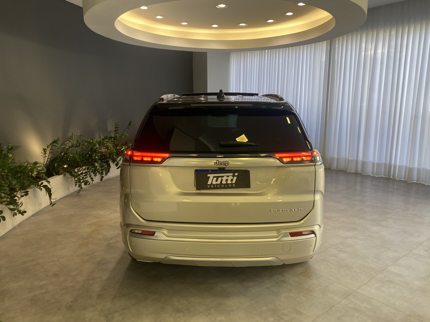Jeep COMMANDER 2023
