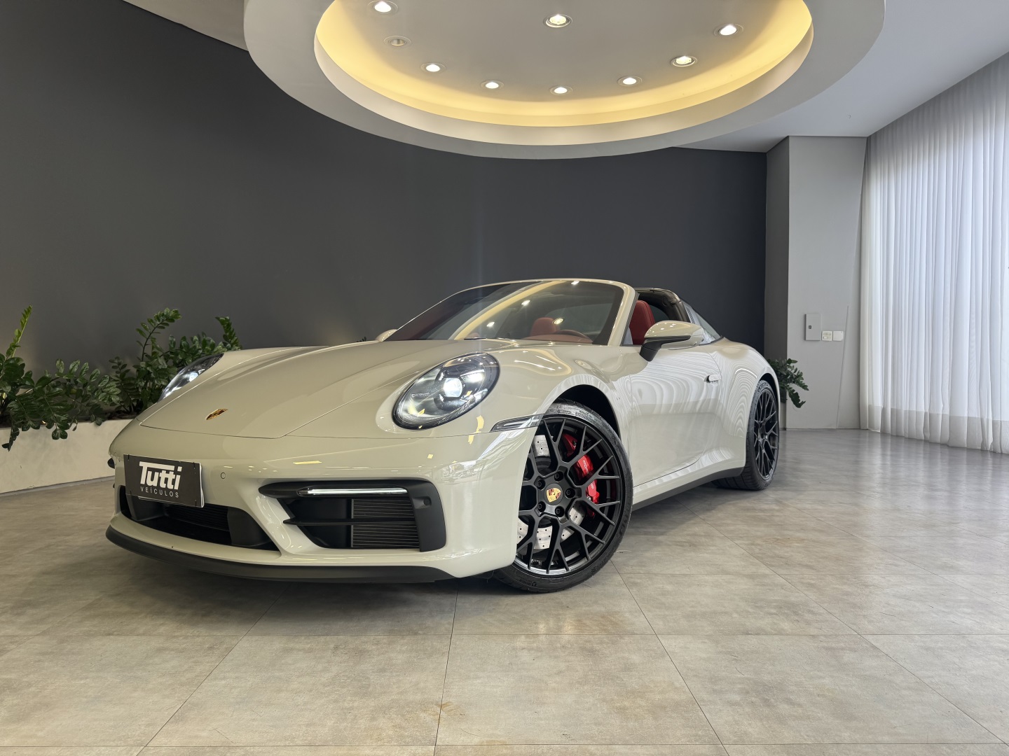 Porsche 911 2023