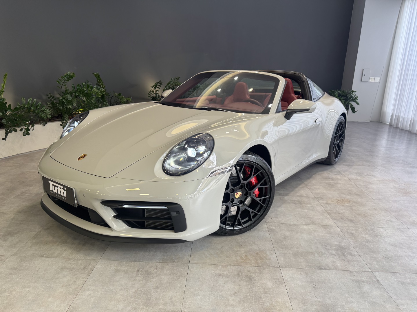 Porsche 911 2023