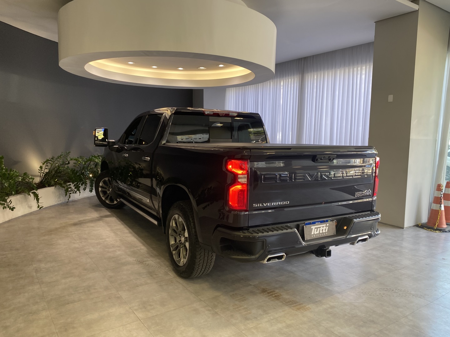 Chevrolet SILVERADO 2024