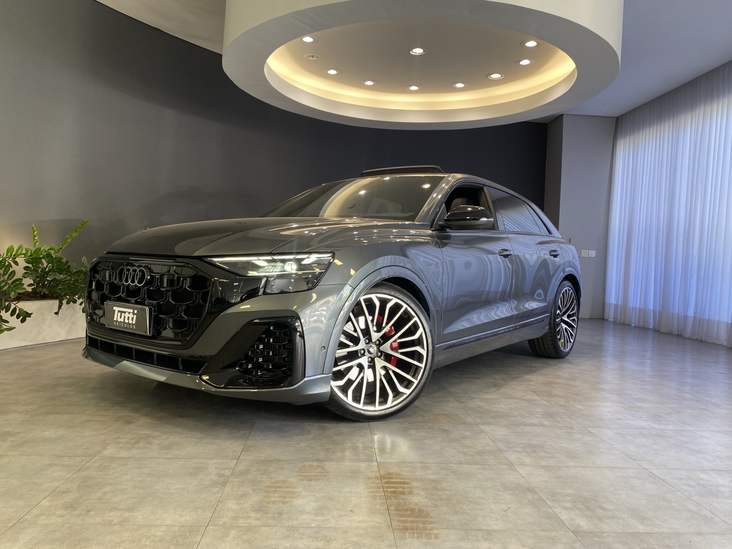 Audi Q8 2025