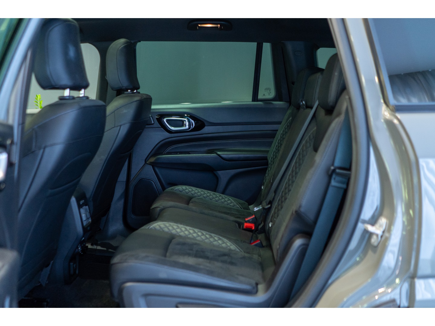 Jeep COMMANDER 2025