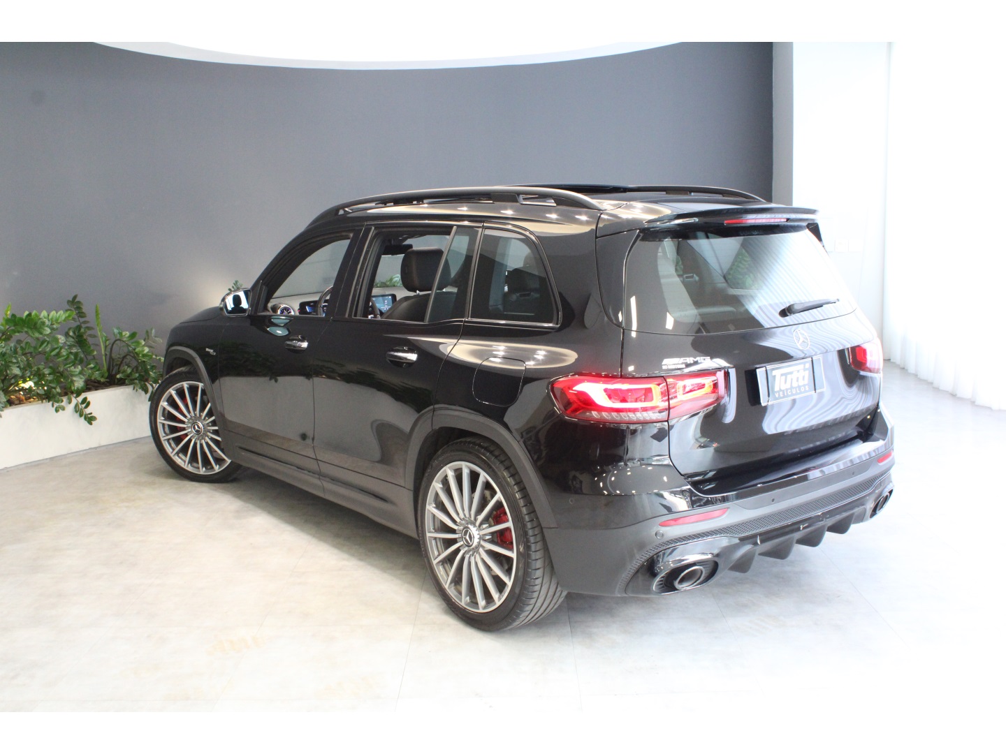 Mercedes-Benz GLB 35 AMG 2024