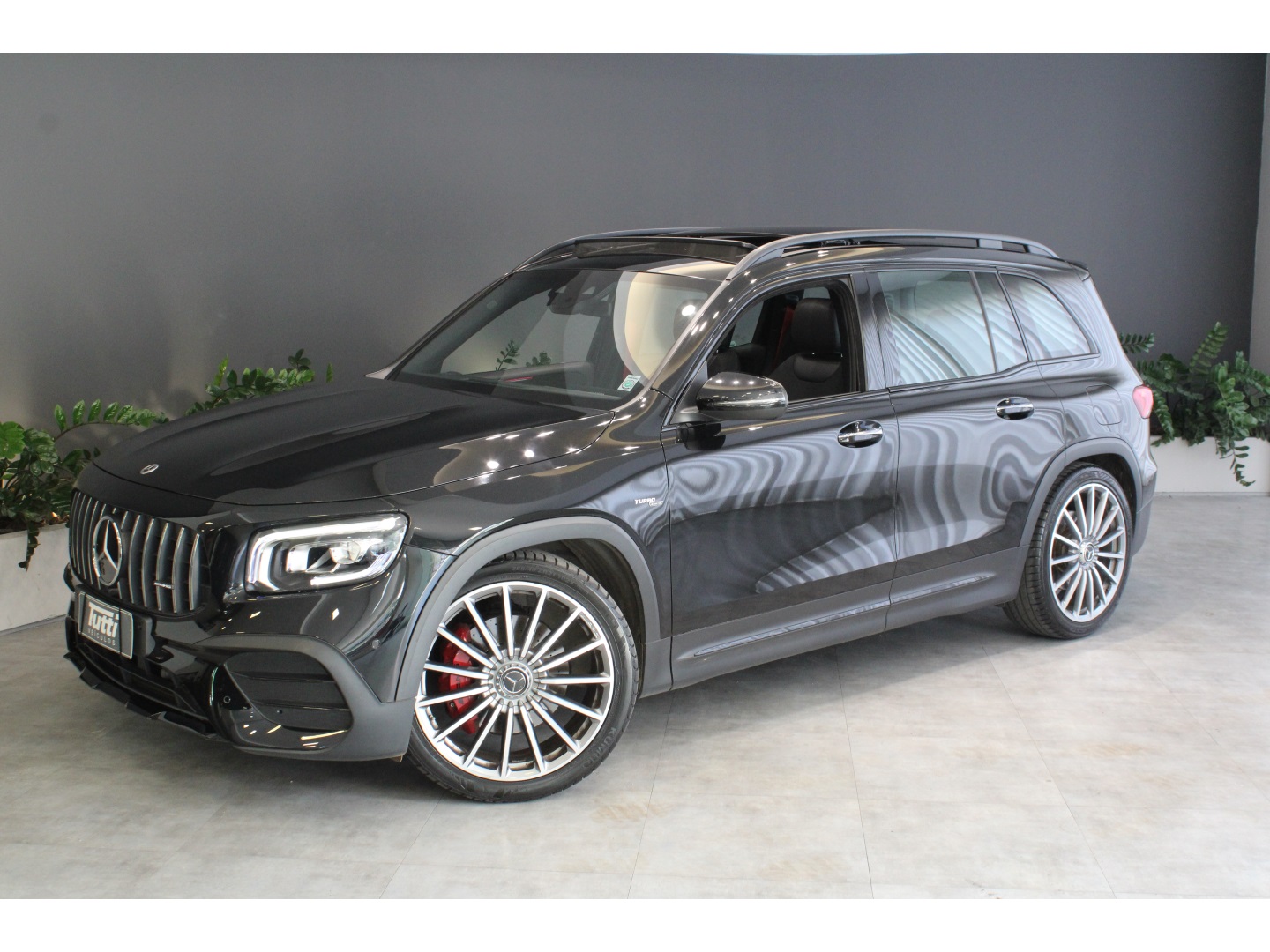 Mercedes-Benz GLB 35 AMG 2024