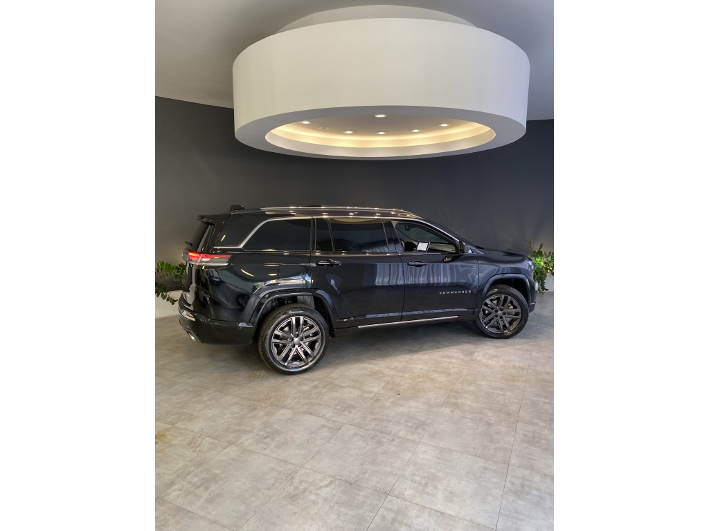 Jeep COMMANDER 2025
