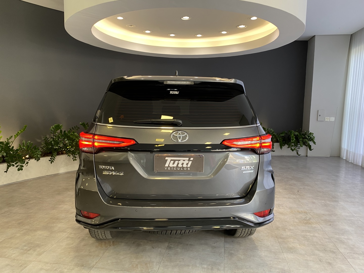 Toyota HILUX SW4 2024