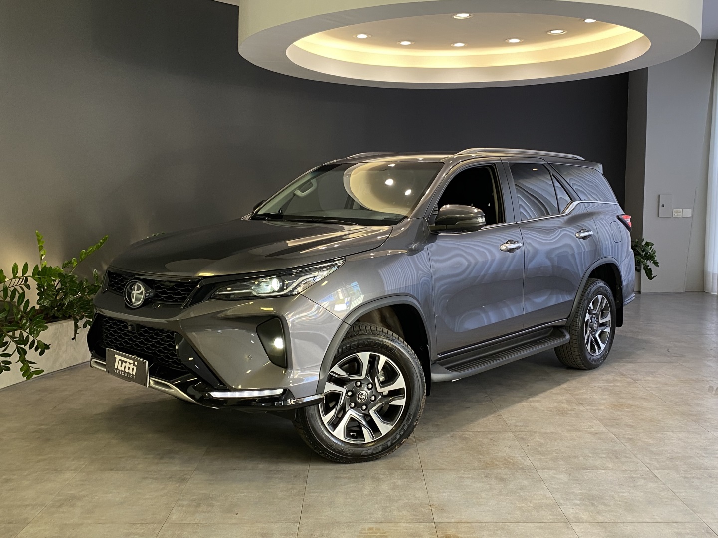 Toyota HILUX SW4 2024