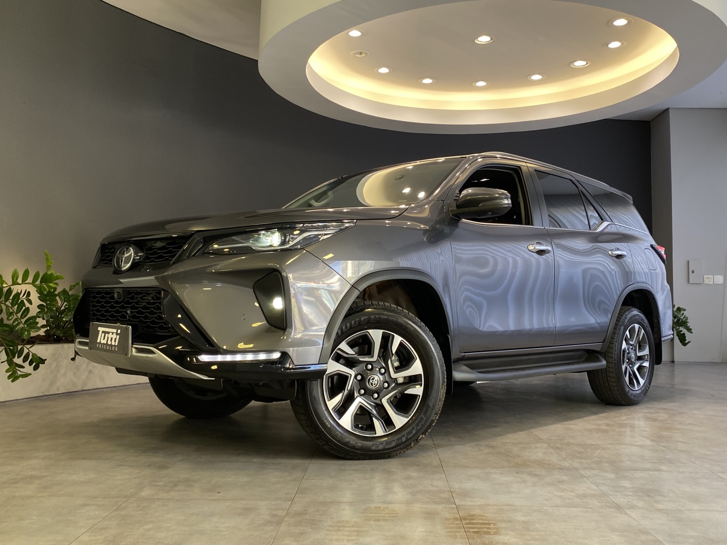 Toyota HILUX SW4 2024
