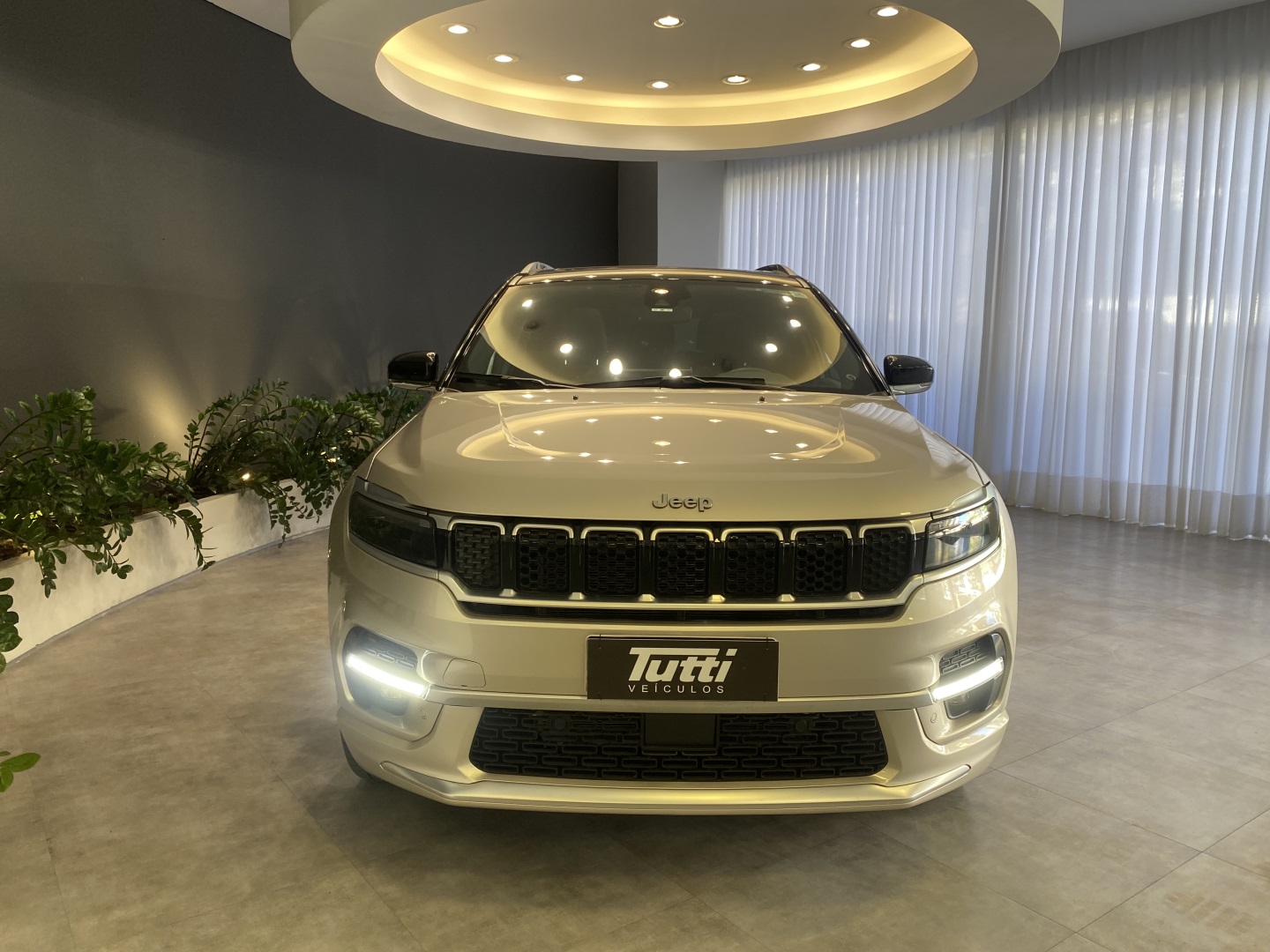 Jeep COMMANDER 2022