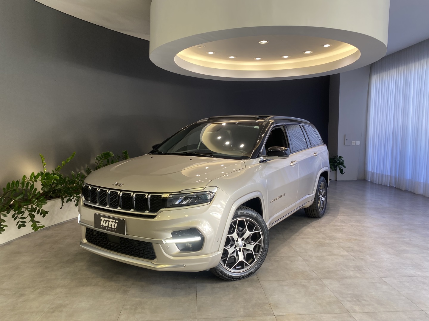 Jeep COMMANDER 2022