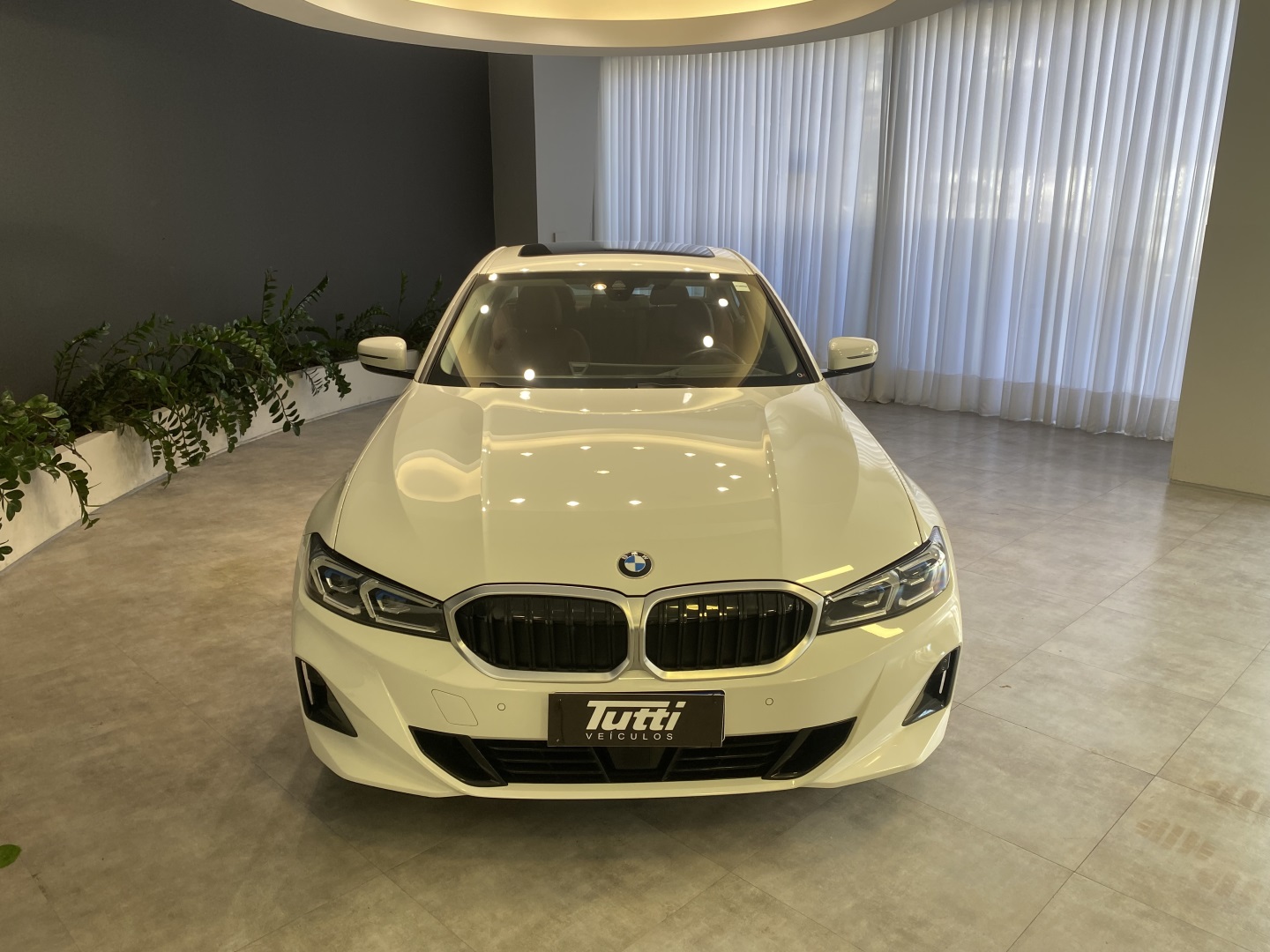BMW 320i 2024