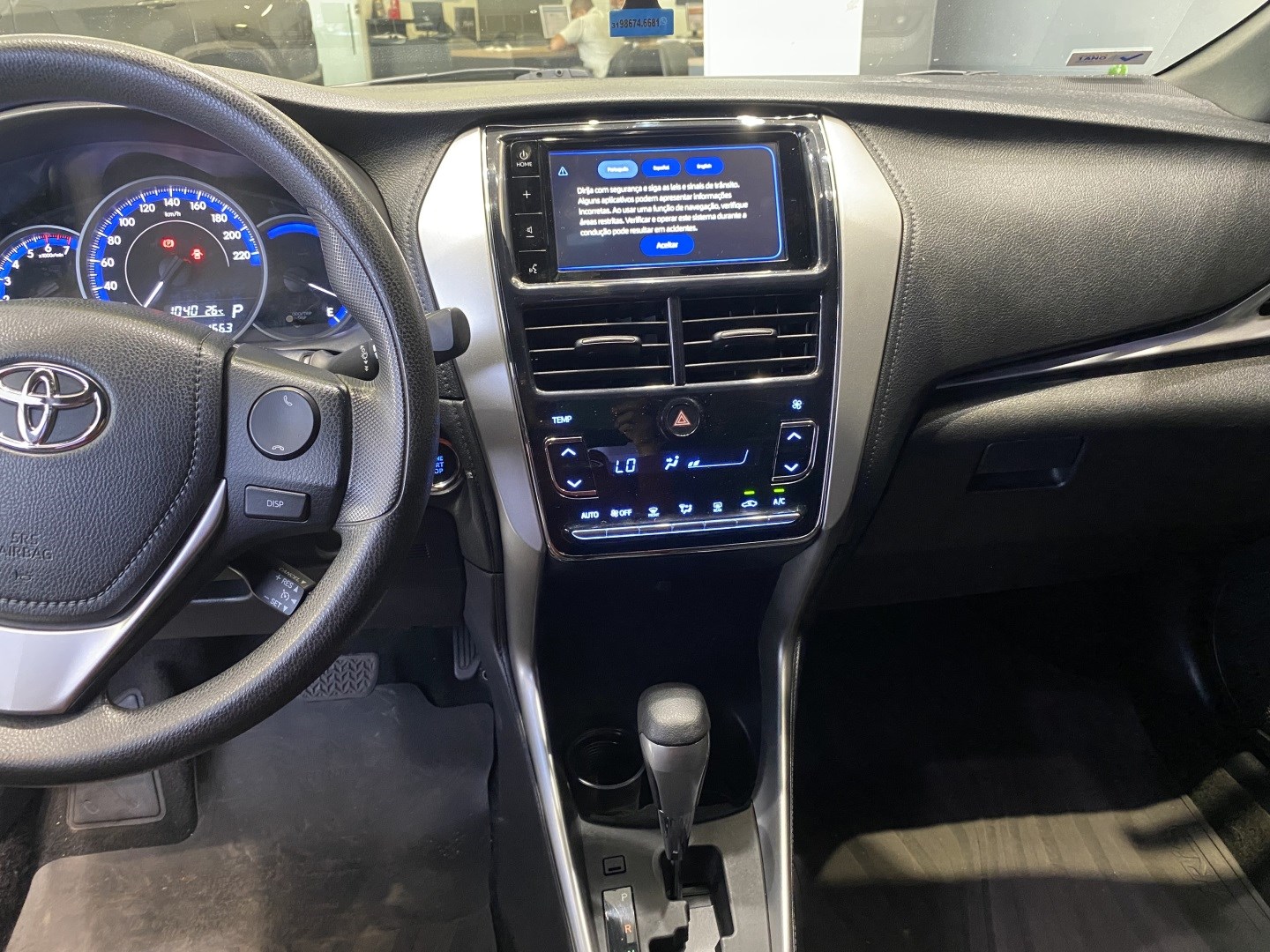 Toyota YARIS 2021