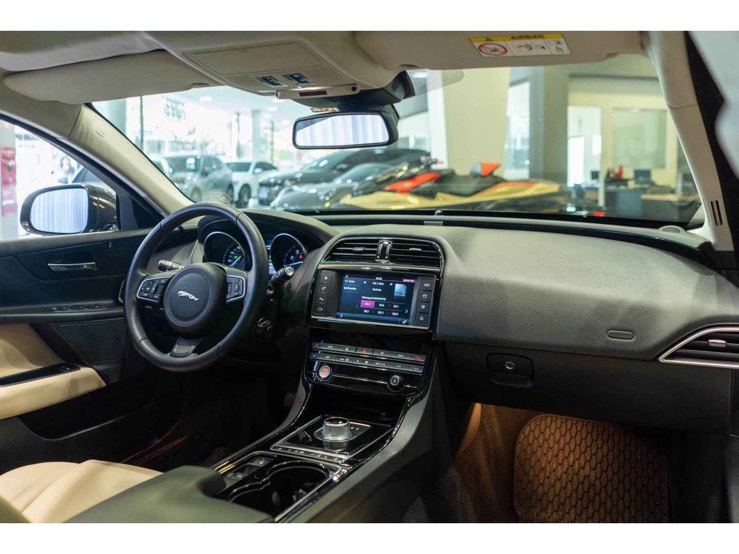 Jaguar XE 2016