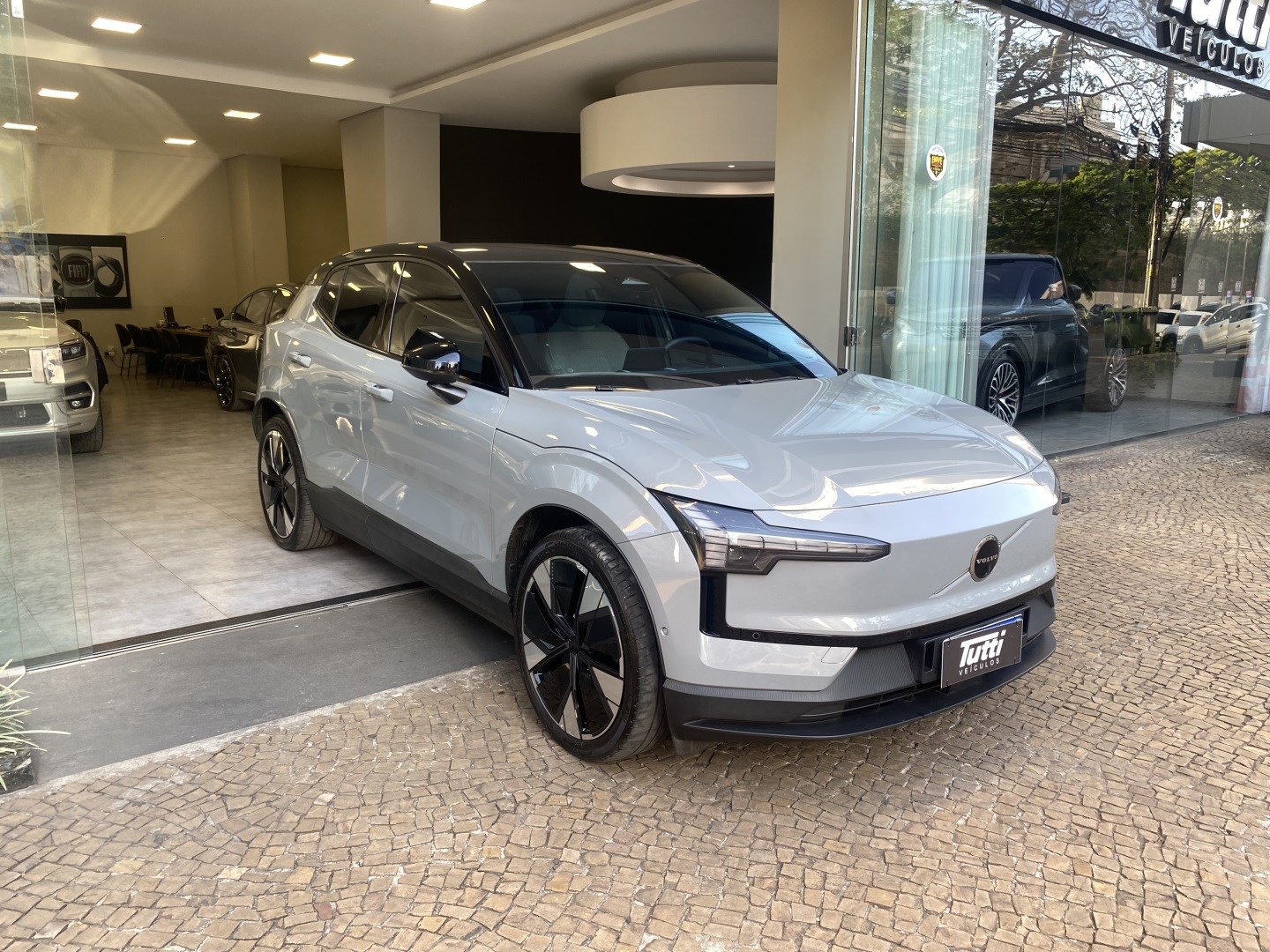 Volvo EX30 2024