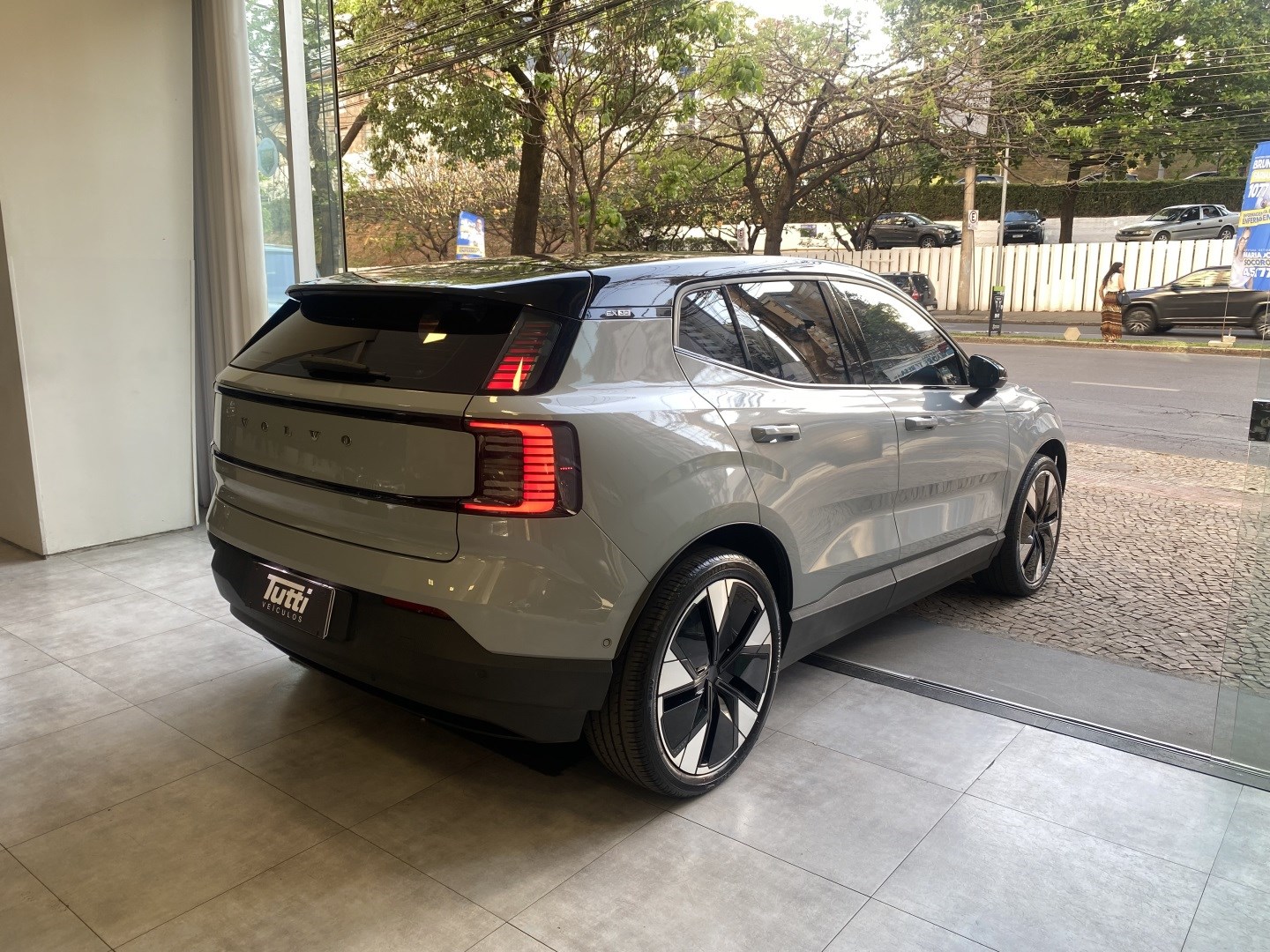 Volvo EX30 2024