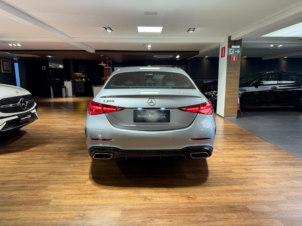 Mercedes-Benz C 300 2025