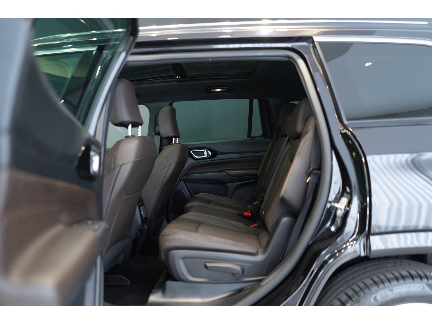 Jeep COMMANDER 2025
