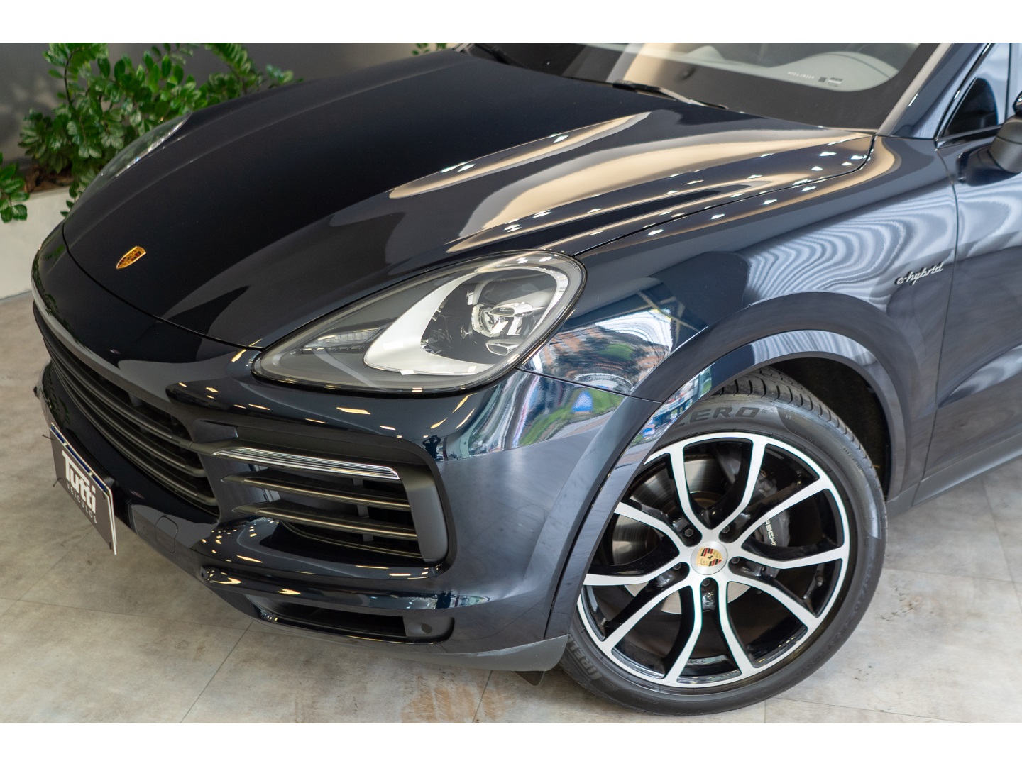 Porsche CAYENNE 2023