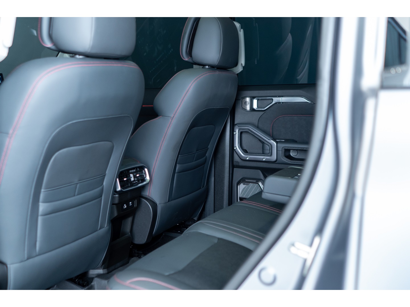 JETOUR T2 2027