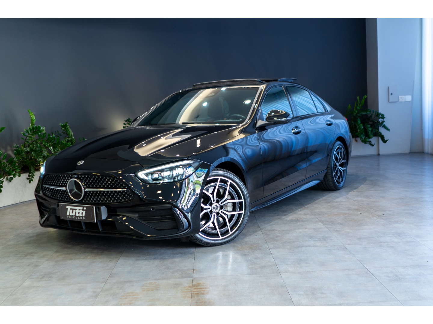 Mercedes-Benz C 300 2025