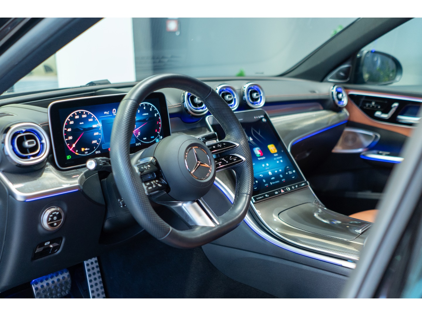 Mercedes-Benz C 300 2025