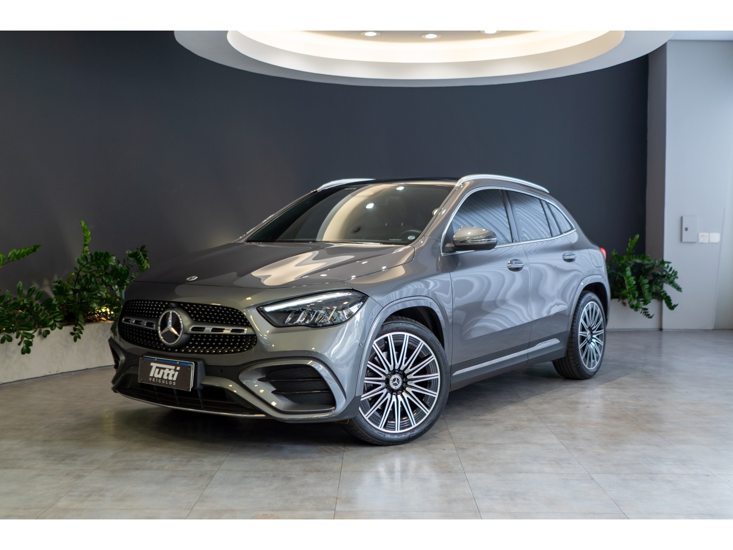 Mercedes-Benz GLA 200 2025
