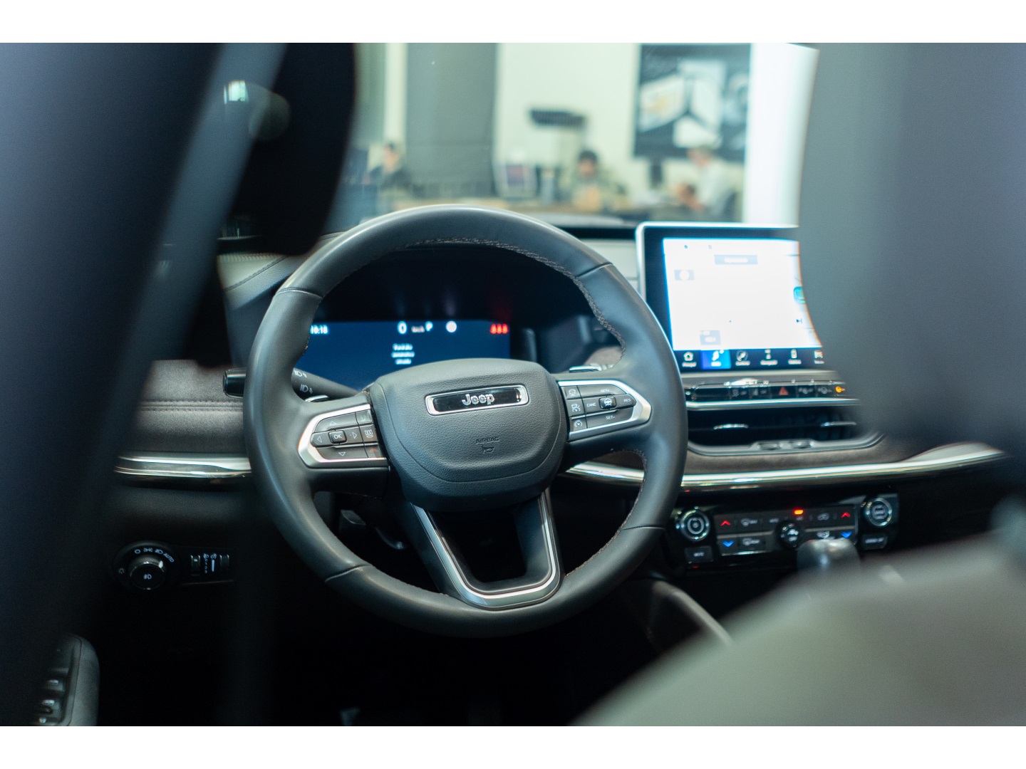 Jeep COMMANDER 2025
