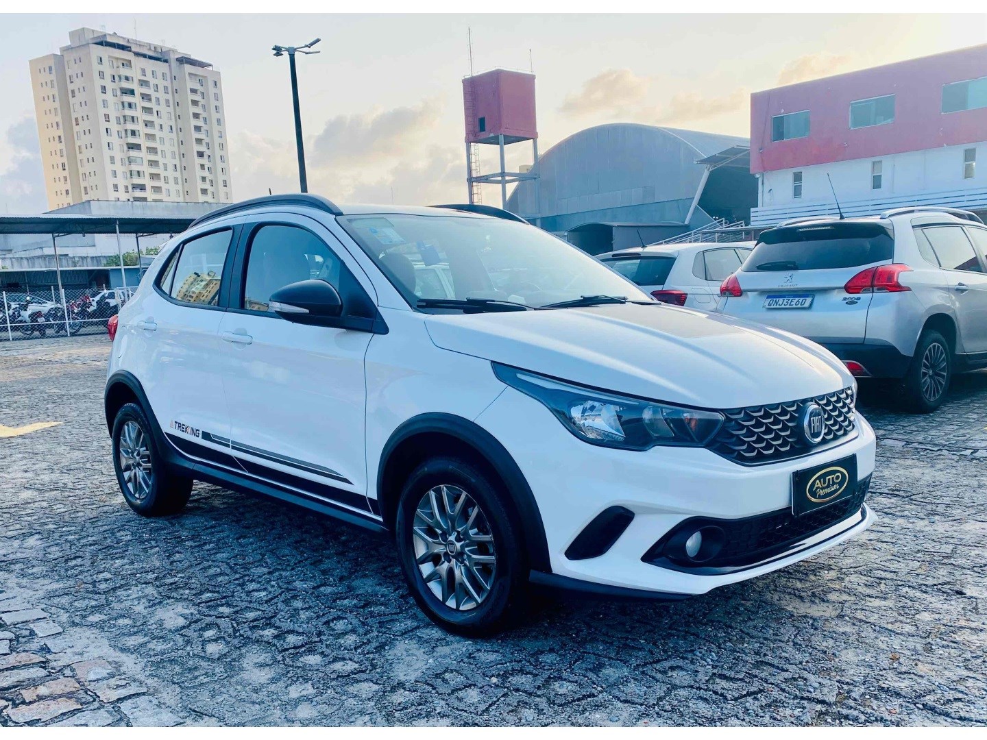 FIAT ARGO 1.8 E.TORQ FLEX TREKKING AT6