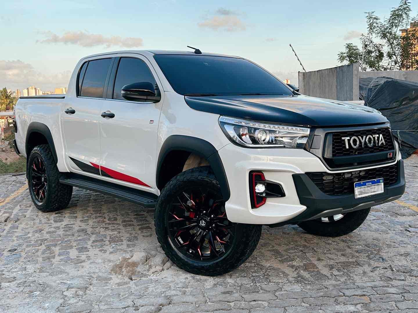 TOYOTA HILUX 4.0 V6 GR SPORT 4X4 CD GASOLINA AUTOMÁTICO