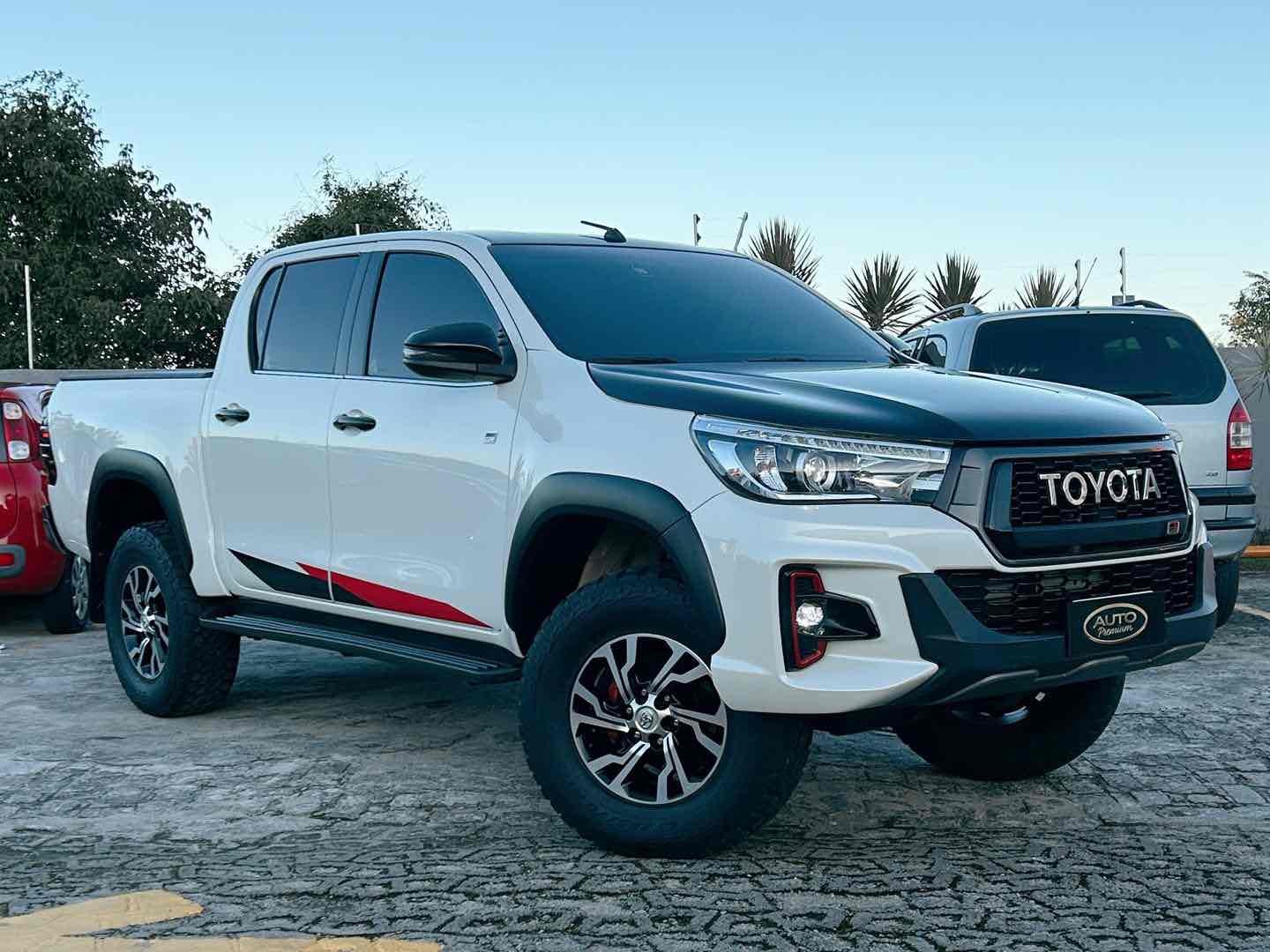 TOYOTA HILUX 4.0 V6 GR SPORT 4X4 CD GASOLINA AUTOMÁTICO