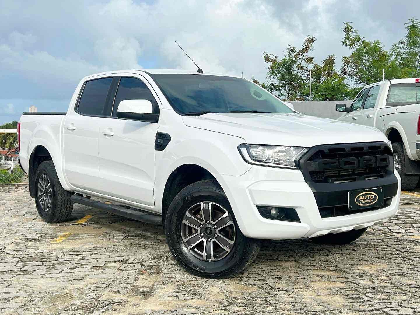 FORD RANGER 2.2 XLS 4X4 CD 16V DIESEL 4P AUTOMÁTICO