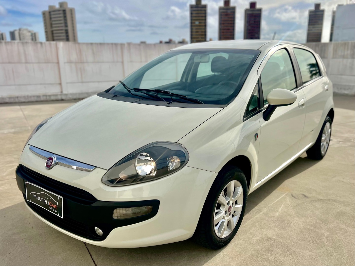 FIAT PUNTO ATTRACTIVE ITALIA 1.4 F.FLEX 8V 5P