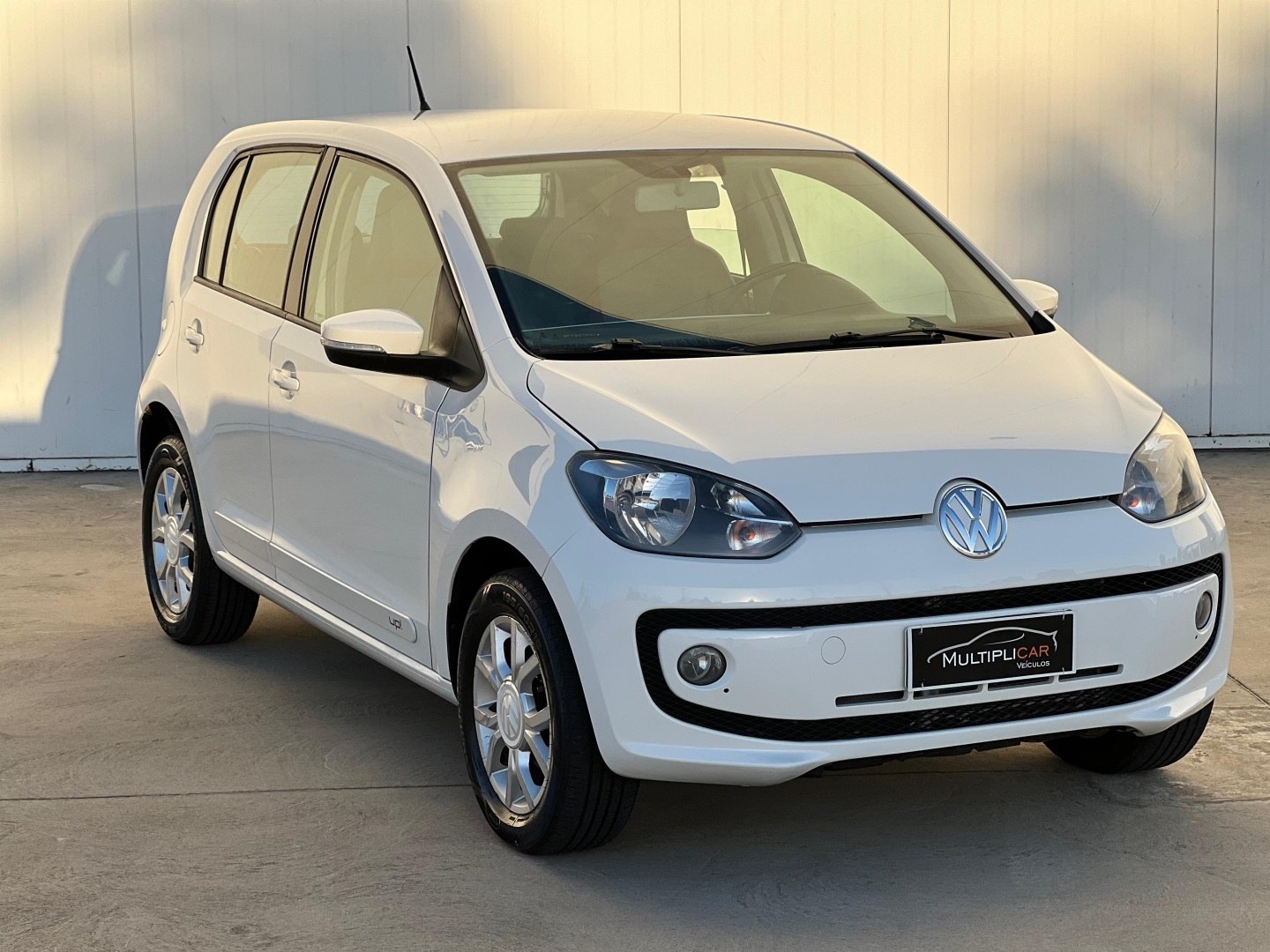VOLKSWAGEN UP 1.0 MPI HIGH UP 12V FLEX 4P MANUAL