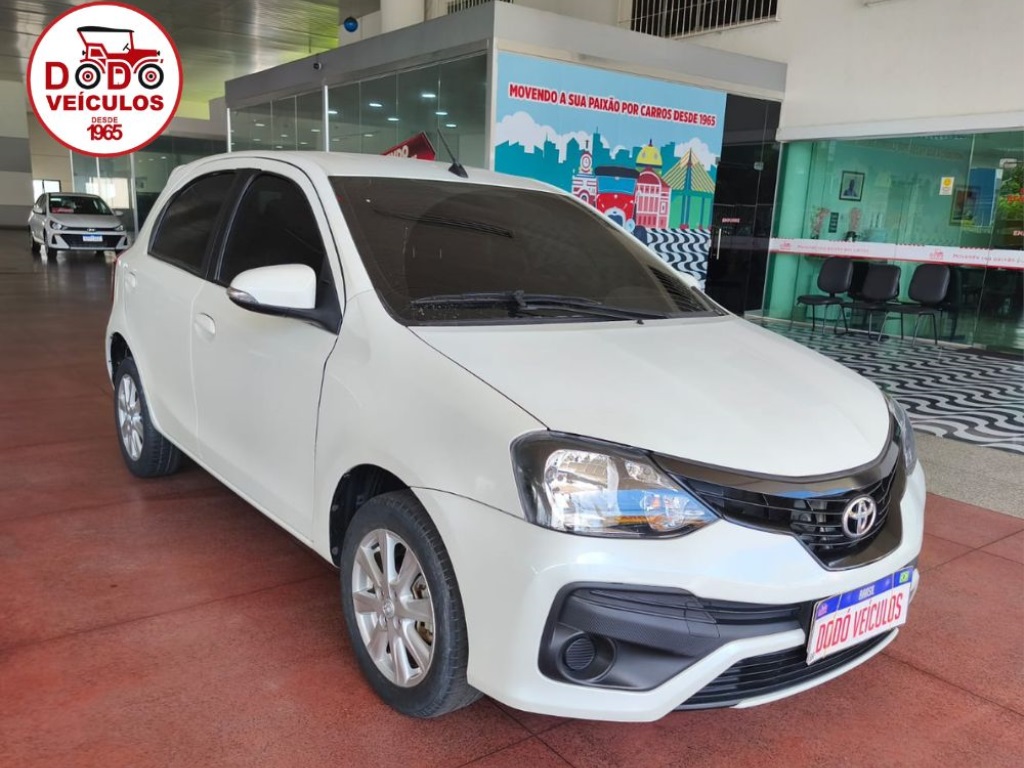 TOYOTA ETIOS 1.5 X PLUS 16V FLEX 4P MANUAL
