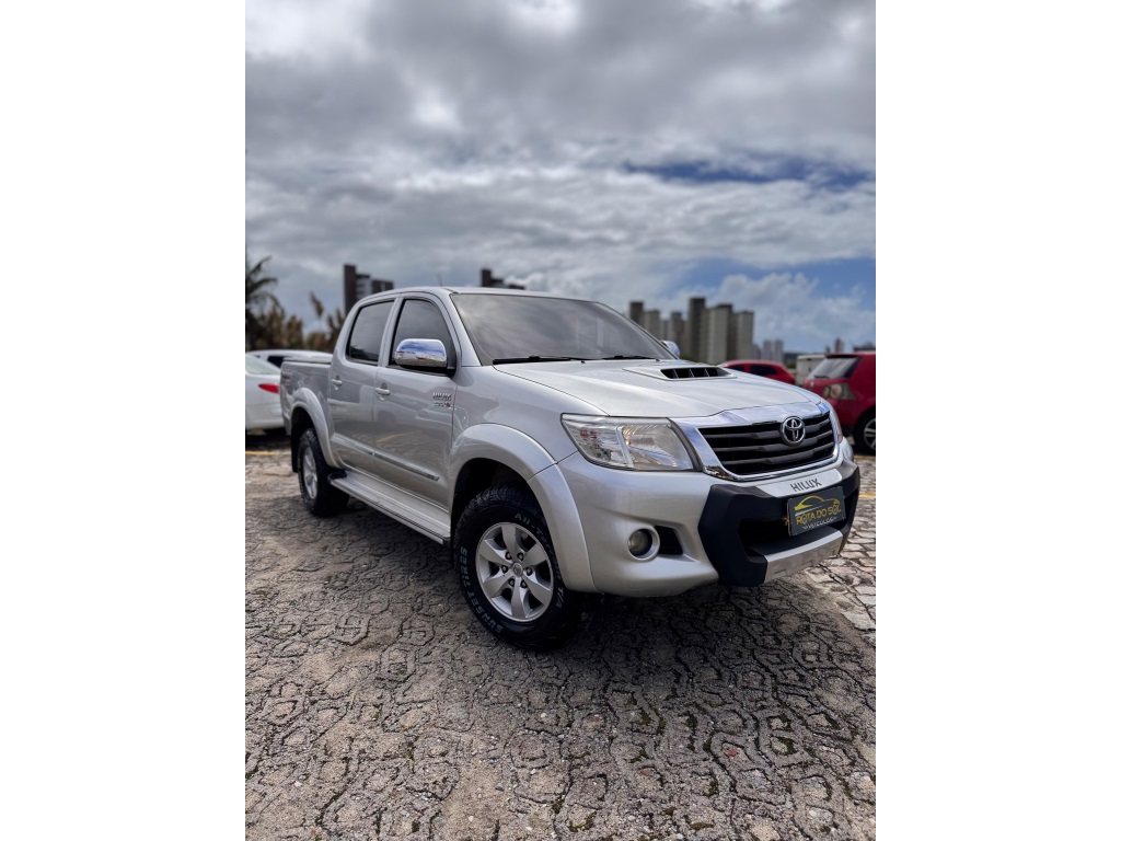 TOYOTA HILUX 3.0 SRV 4X4 CD 16V TURBO INTERCOOLER DIESEL 4P AUTOMÁTICO
