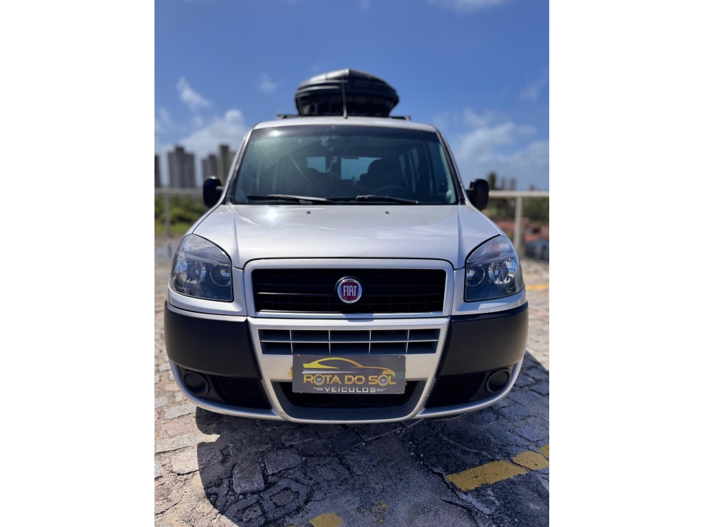 FIAT DOBLO 1.8 MPI ESSENCE 7L 16V FLEX 4P MANUAL