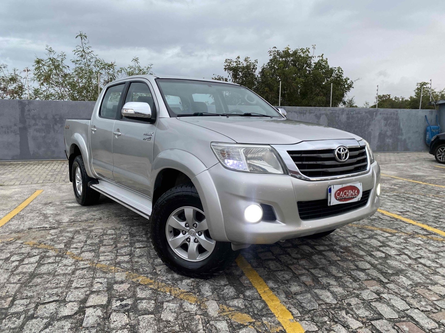 TOYOTA HILUX 2.7 SRV 4X4 CD 16V FLEX 4P AUTOMÁTICO