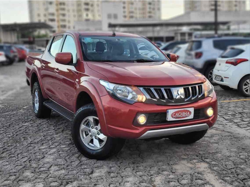 MITSUBISHI L200 TRITON 2.4 16V TURBO DIESEL SPORT GLS CD 4P 4X4 AUTOMÁTICO