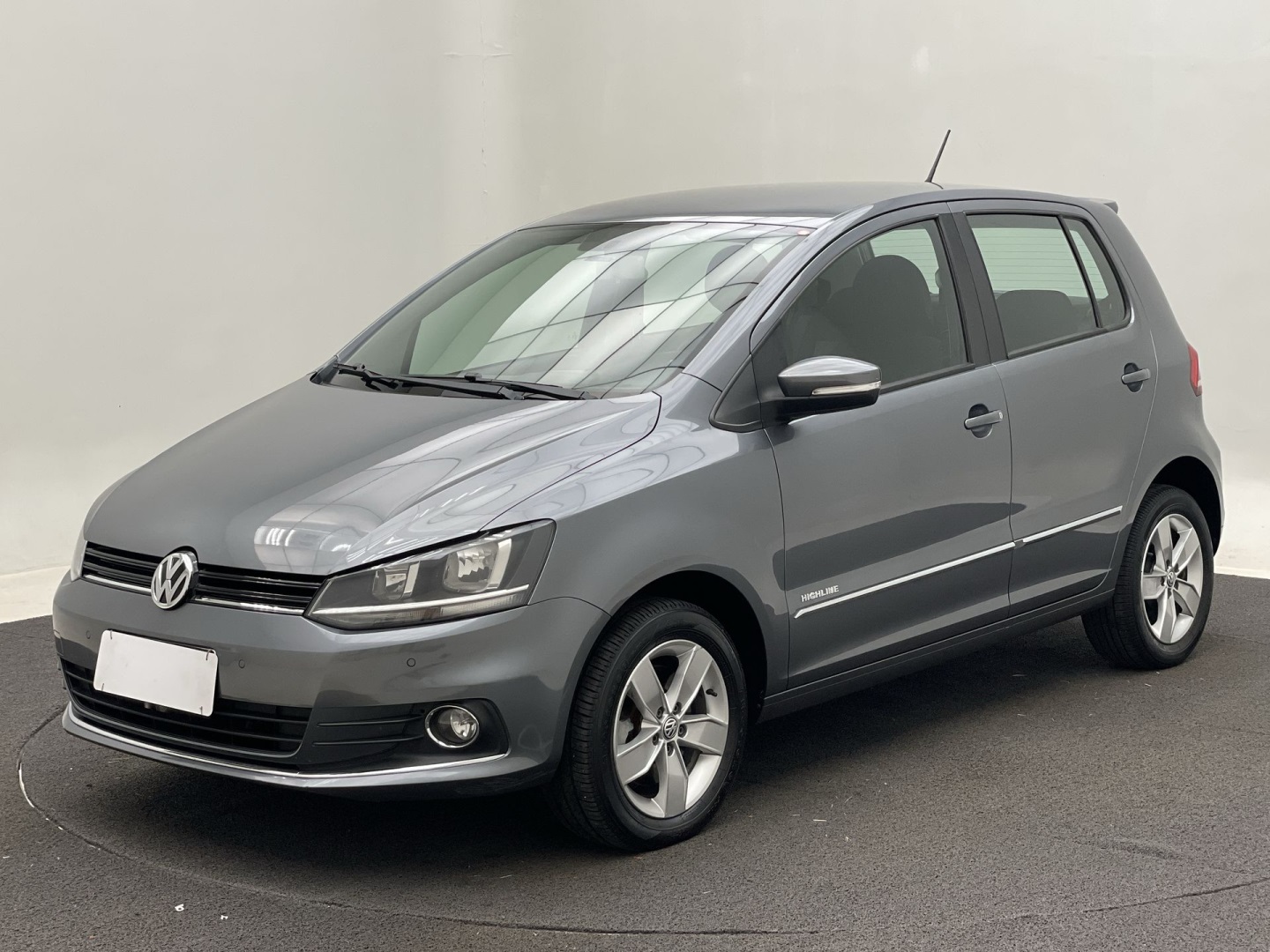VOLKSWAGEN FOX 1.6 MSI HIGHLINE 16V FLEX 4P MANUAL