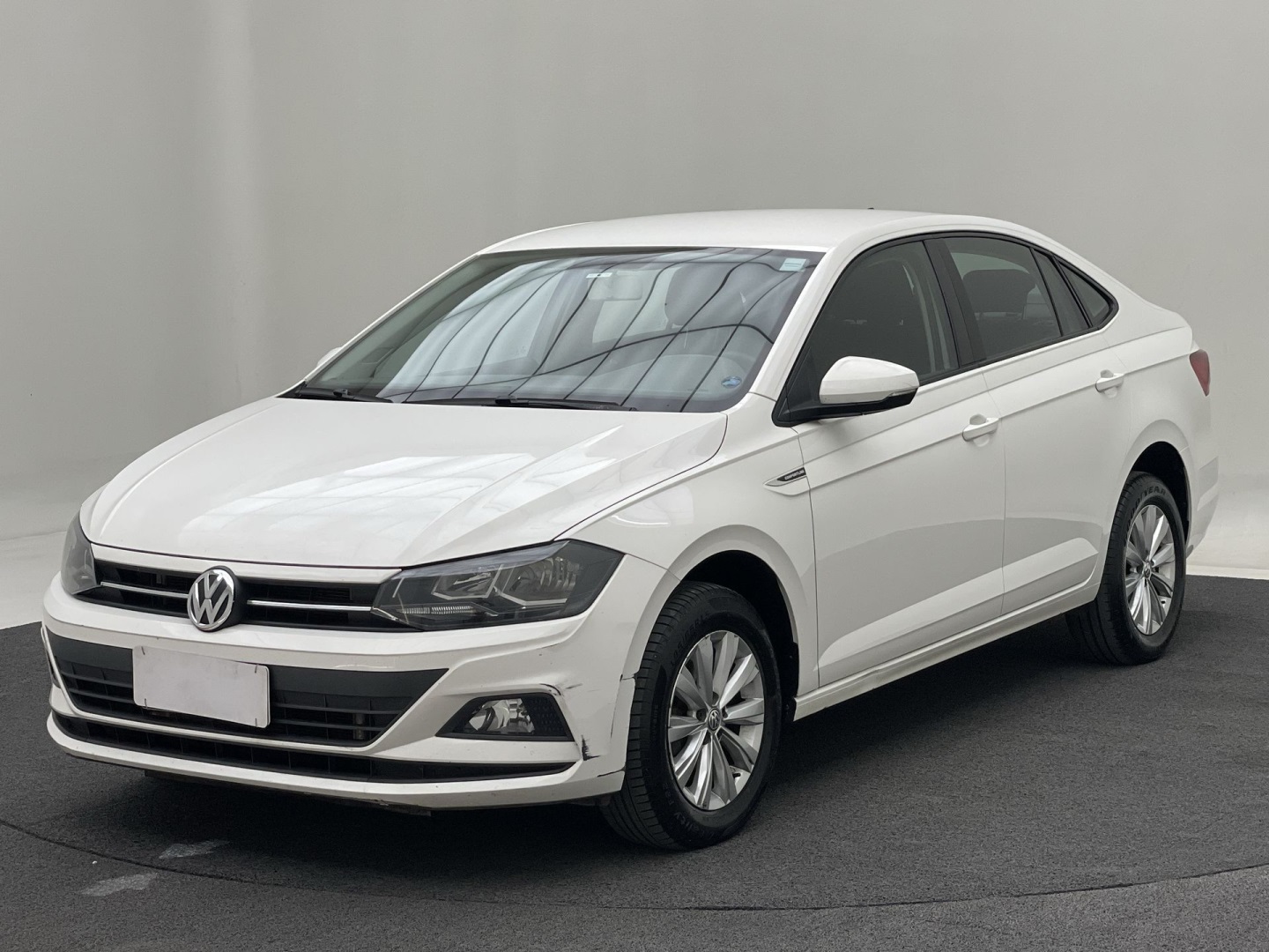VOLKSWAGEN VIRTUS 1.0 200 TSI COMFORTLINE AUTOMÁTICO