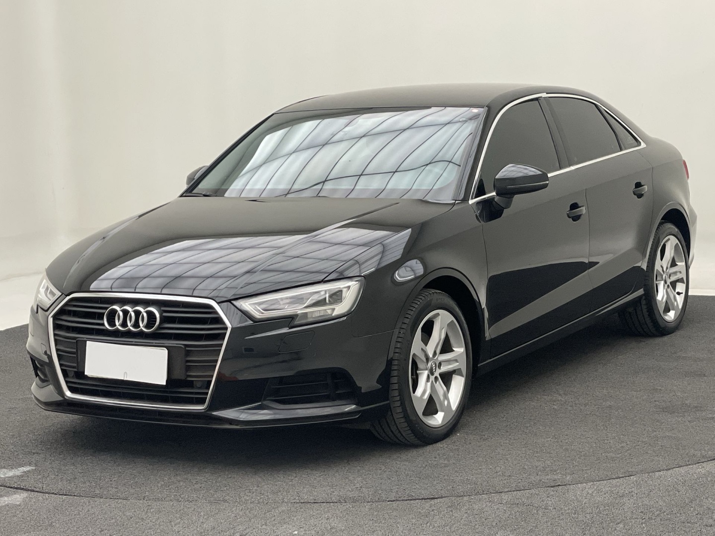 AUDI A3 1.4 TFSI FLEX SEDAN PRESTIGE PLUS 25 ANOS TIPTRONIC