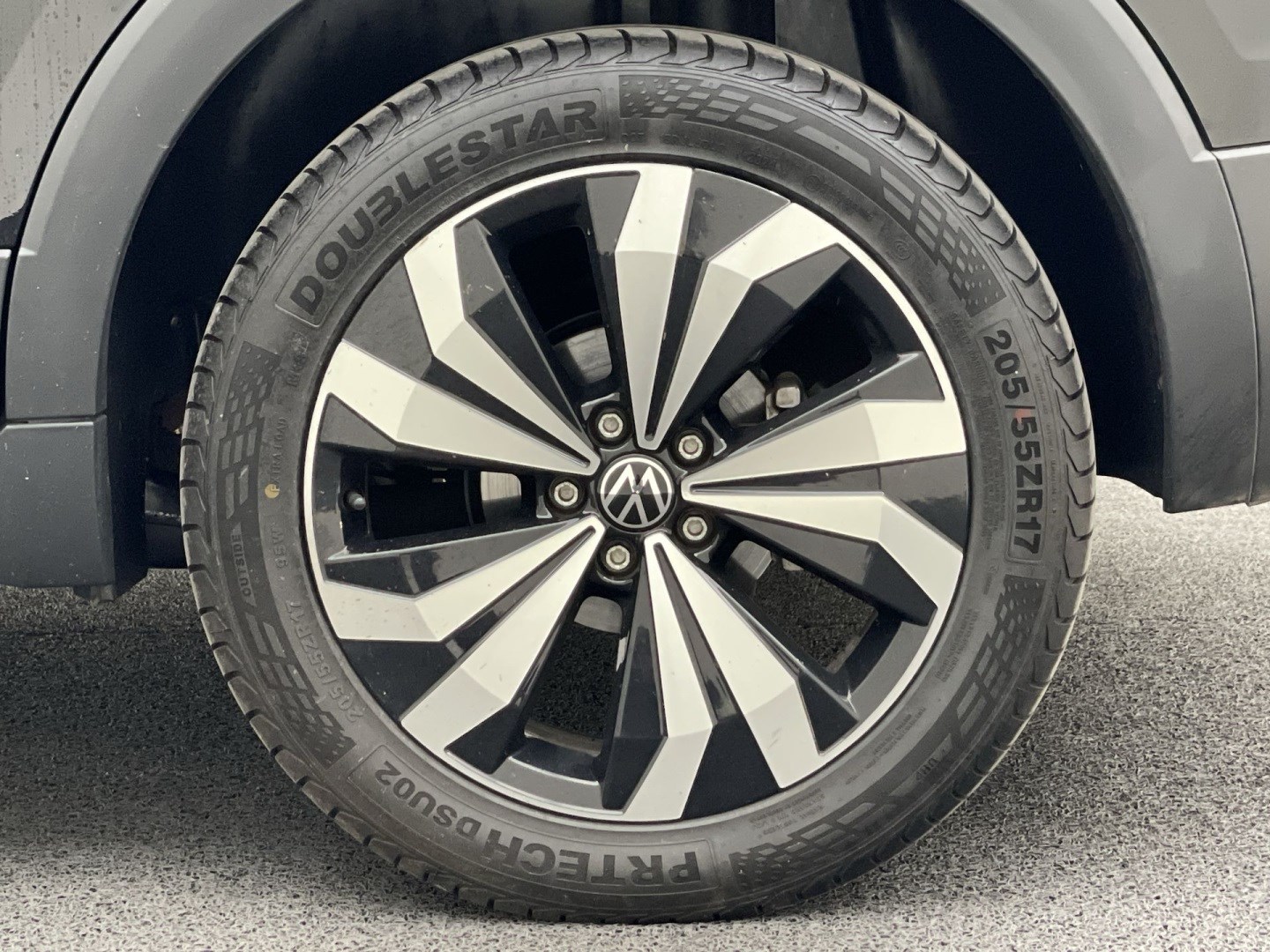 VOLKSWAGEN T-CROSS 1.4 250 TSI TOTAL FLEX HIGHLINE AUTOMÁTICO