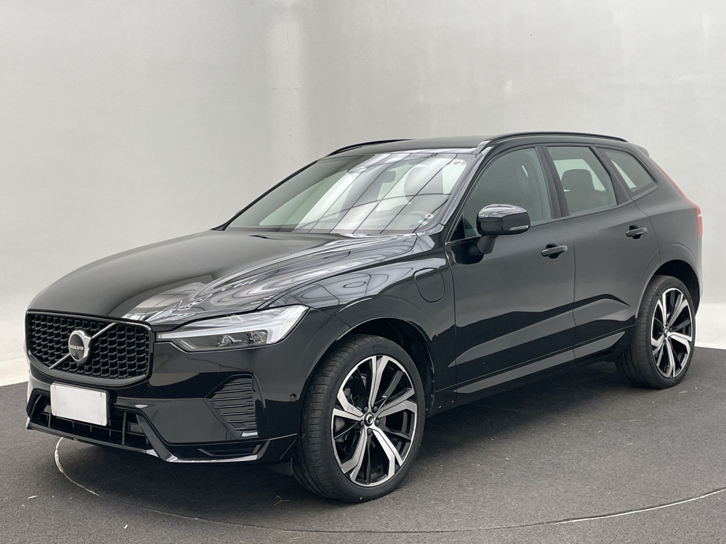 VOLVO XC60 2.0 T8 RECHARGE ULTIMATE DARK AWD GEARTRONIC