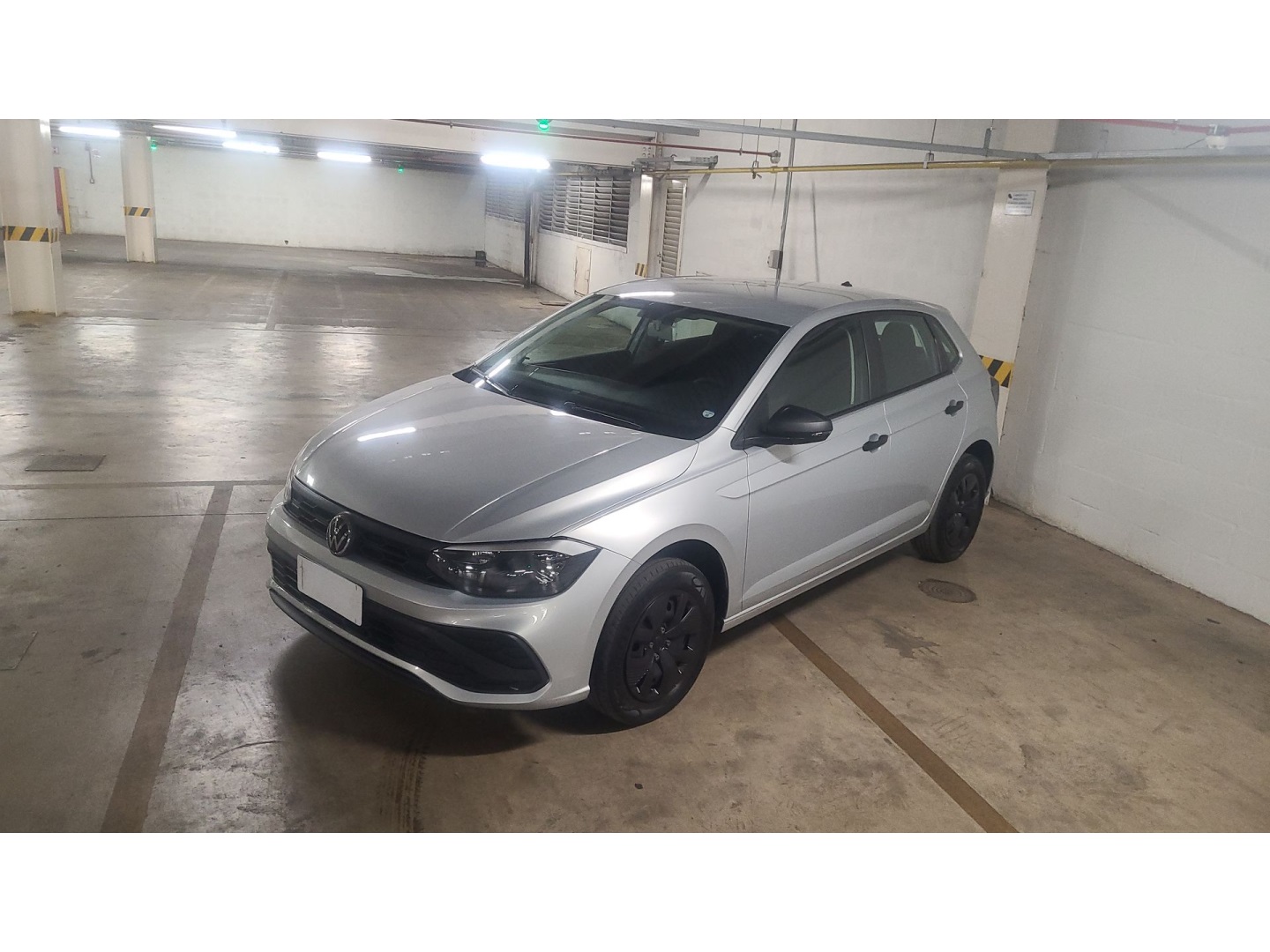 VOLKSWAGEN POLO 1.0 MPI TRACK MANUAL