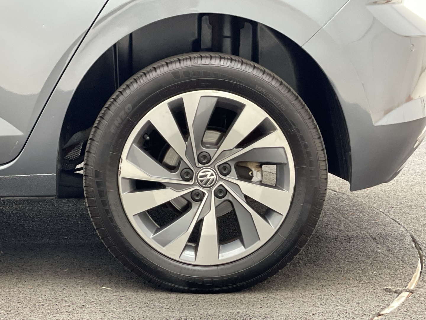 VOLKSWAGEN POLO 1.0 200 TSI COMFORTLINE AUTOMÁTICO
