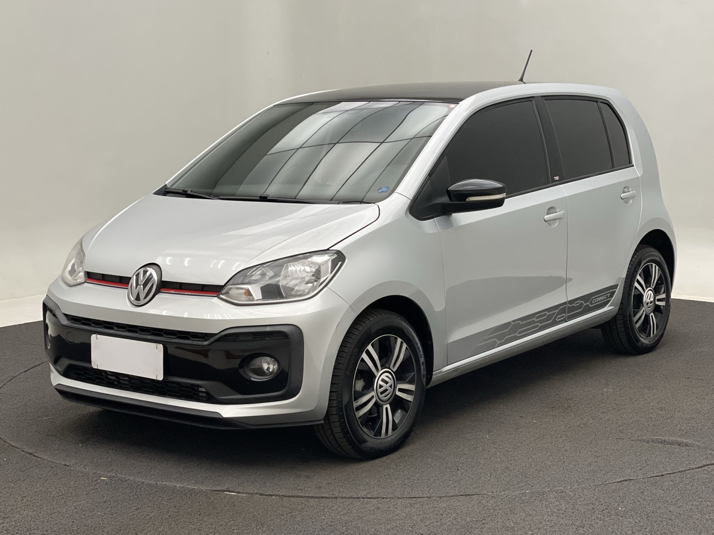 VOLKSWAGEN UP 1.0 TSI MOVE UP 12V FLEX 4P MANUAL