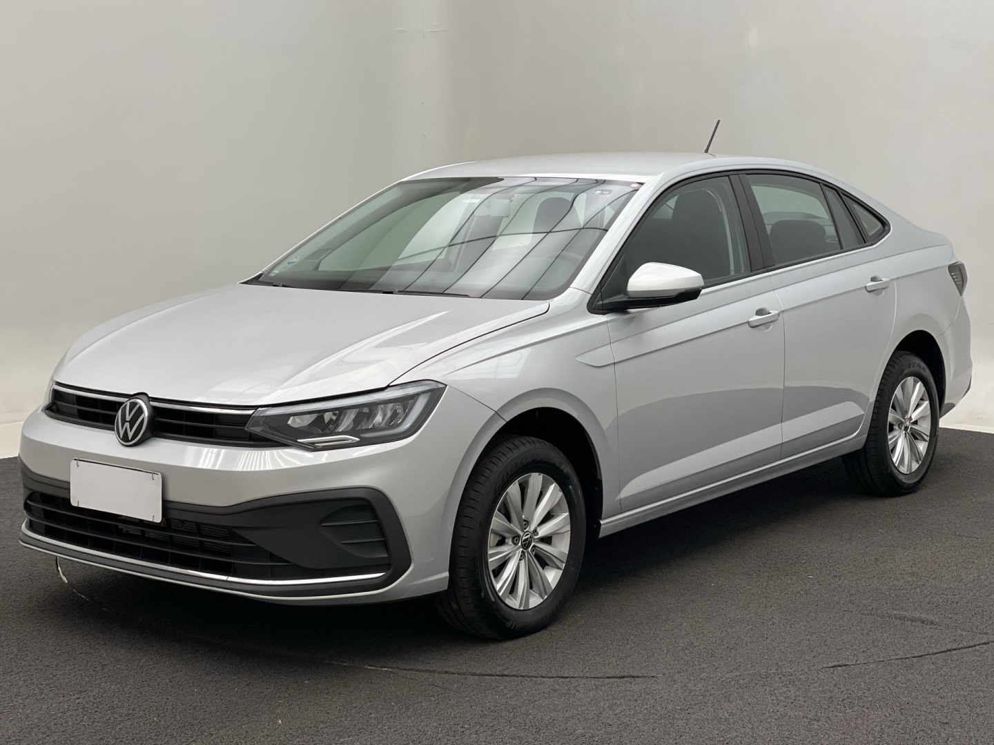 VOLKSWAGEN VIRTUS 1.0 170 TSI MANUAL