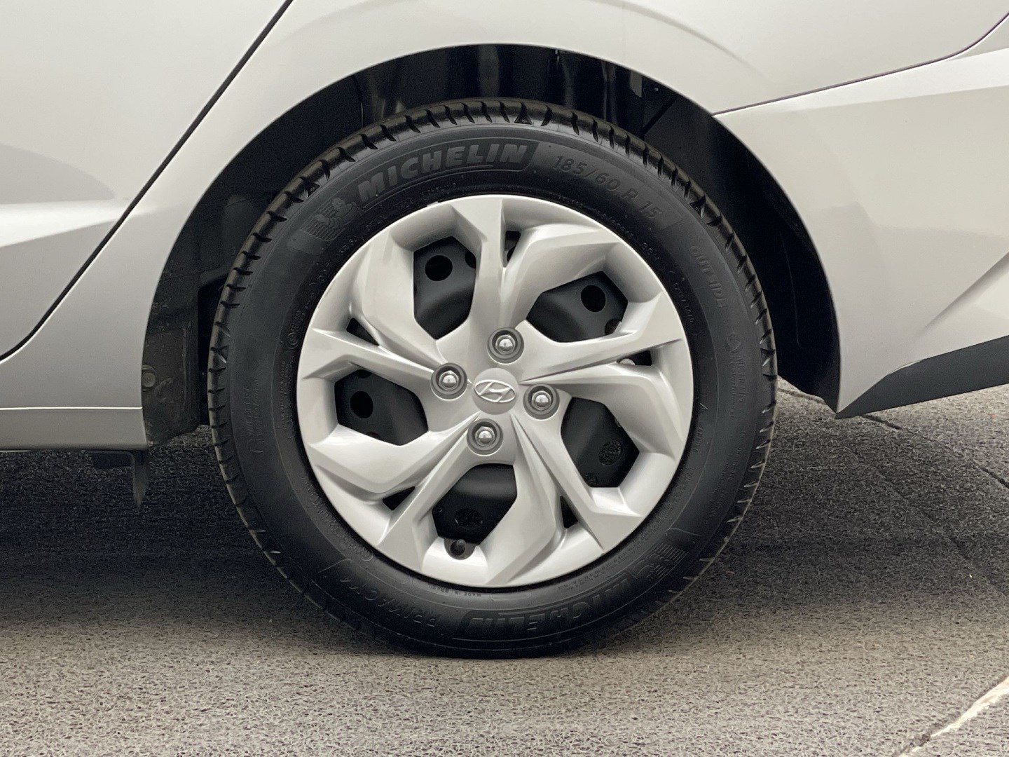 HYUNDAI HB20S 1.0 12V FLEX COMFORT PLUS MANUAL