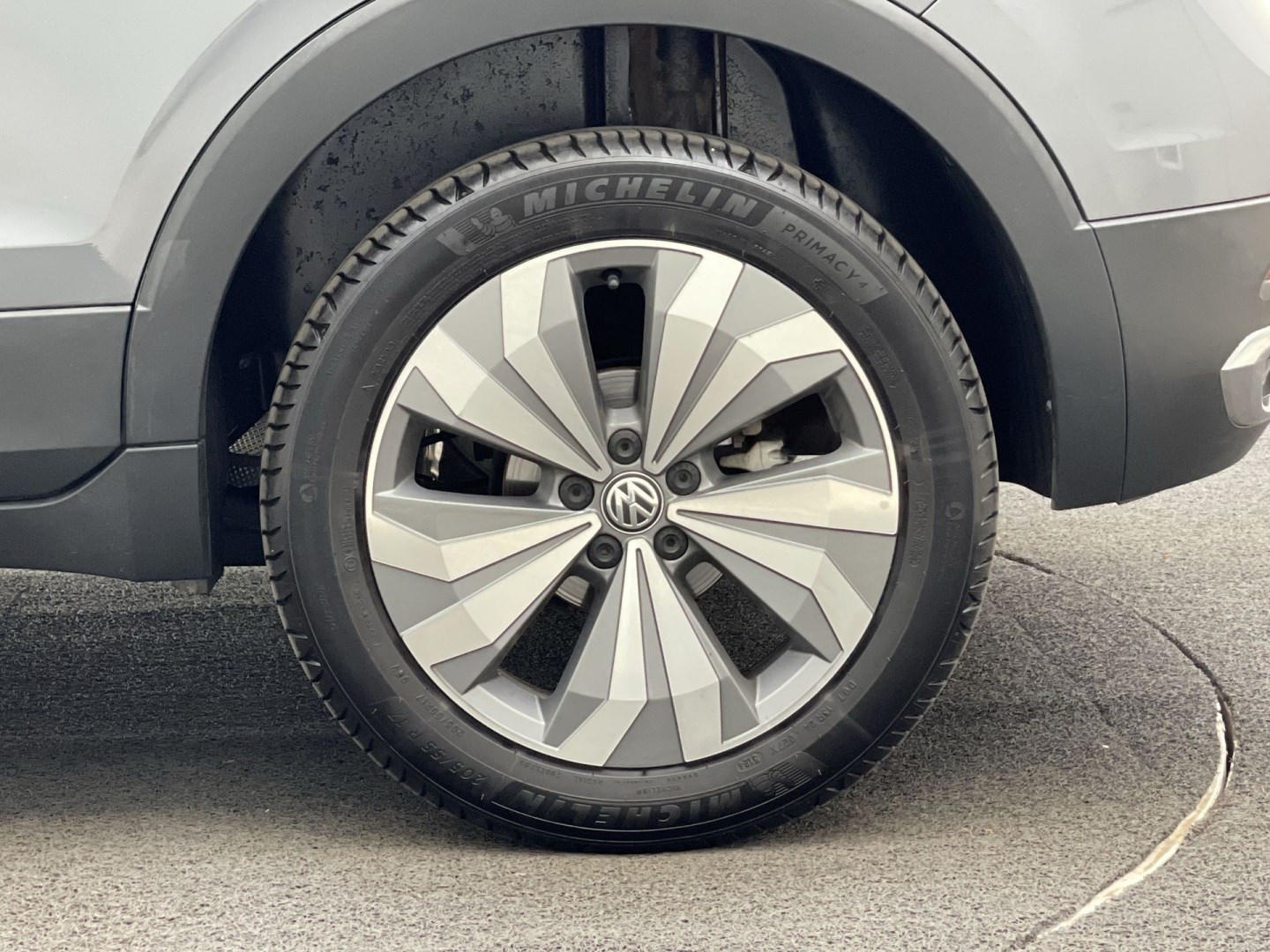 VOLKSWAGEN T-CROSS 1.0 200 TSI TOTAL FLEX COMFORTLINE AUTOMÁTICO
