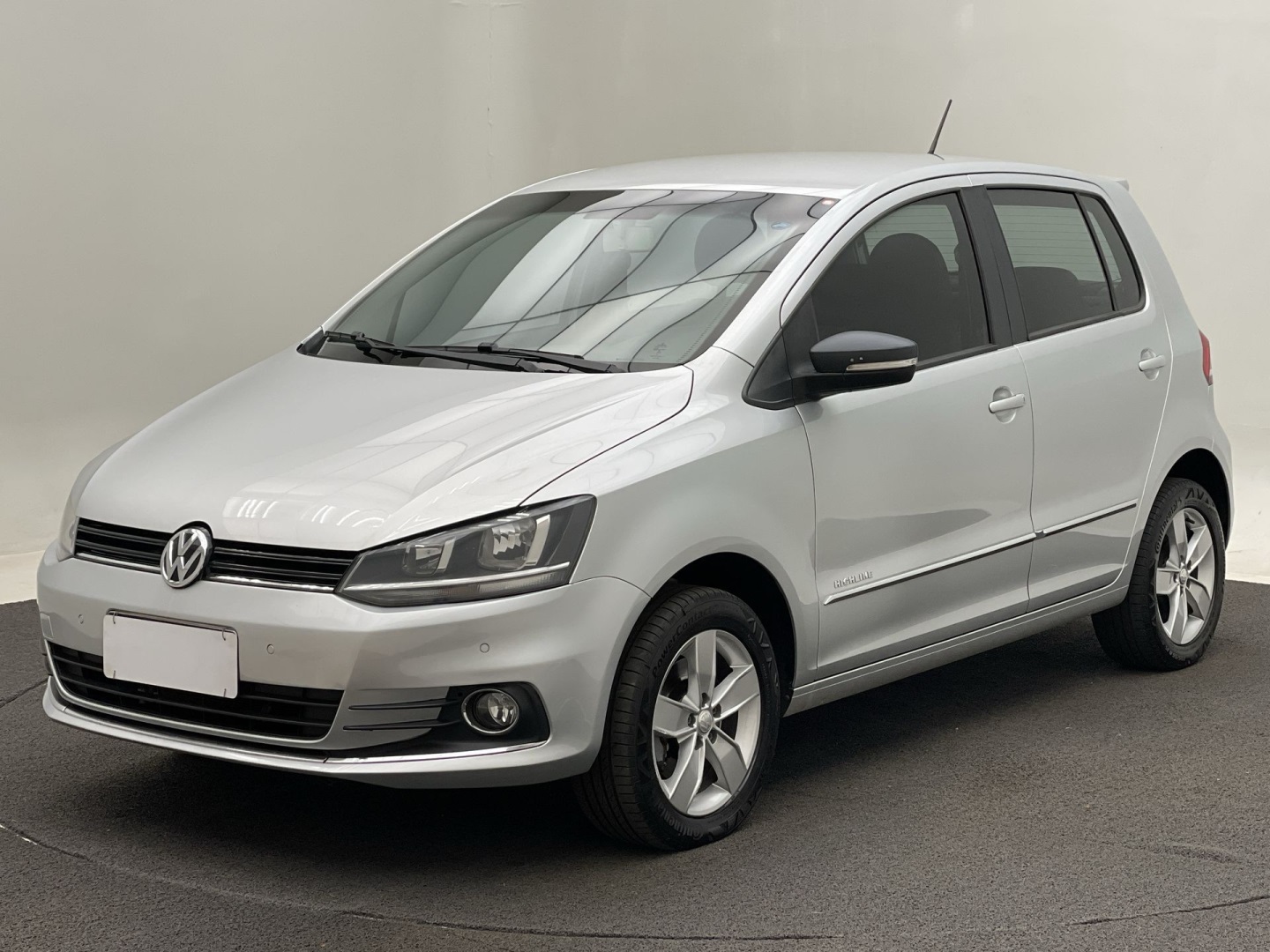 VOLKSWAGEN FOX 1.6 MSI HIGHLINE 16V FLEX 4P MANUAL